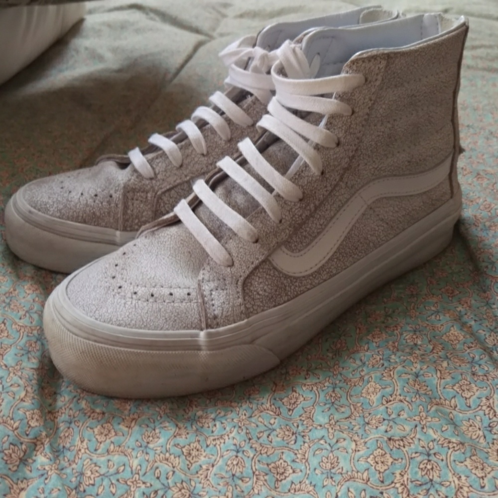 Vans Women's Skate Hi Top Sneakers- Size 7.5